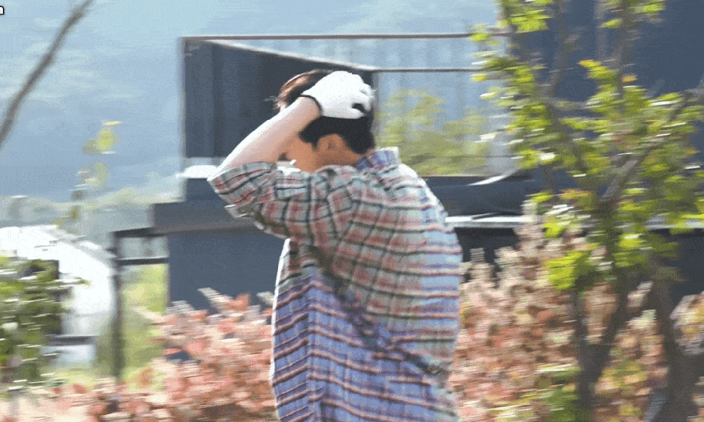 Mỹ nam Hàn đẹp đến mức AI cũng phải chào thua, mang danh 