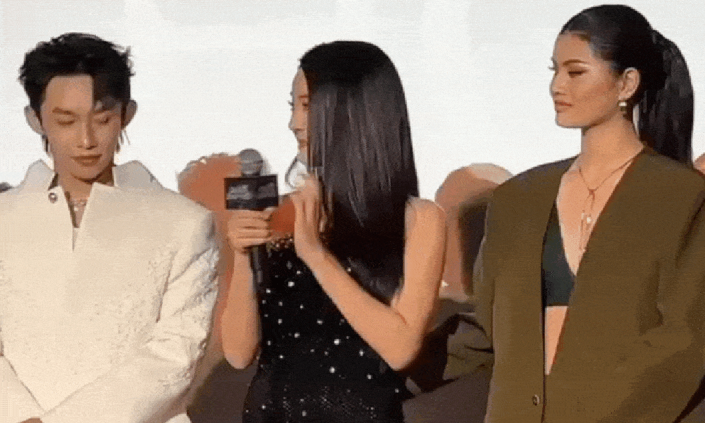 1 mỹ nhân Việt bất ngờ tuyên bố: Từ nay tôi không muốn làm “bé ba” nữa 