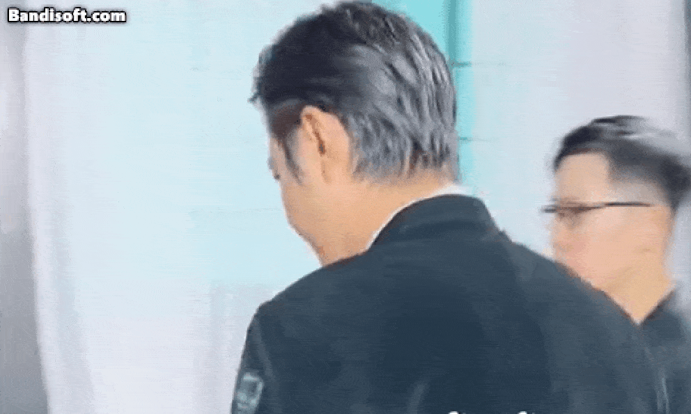 Mỹ nam Việt đắt show nhất 2025: Đẹp trai ngời ngời, tới giọng nói cũng tuyệt đối gây nghiện