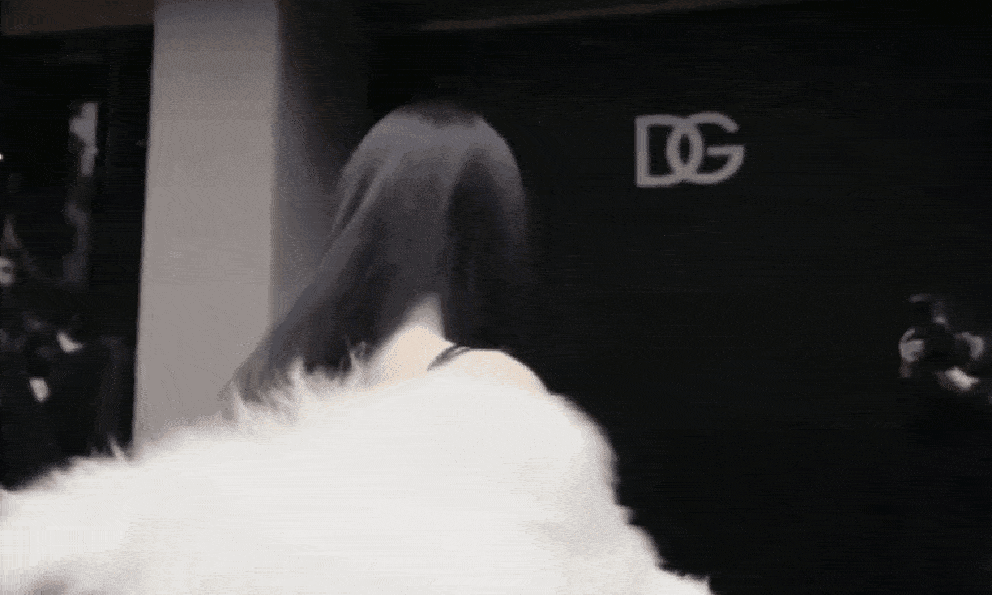 Cả showbiz phải chịu thua khi tiểu thư tài phiệt này lên đồ, siêu sang từ phim đến đời không cần phải diễn