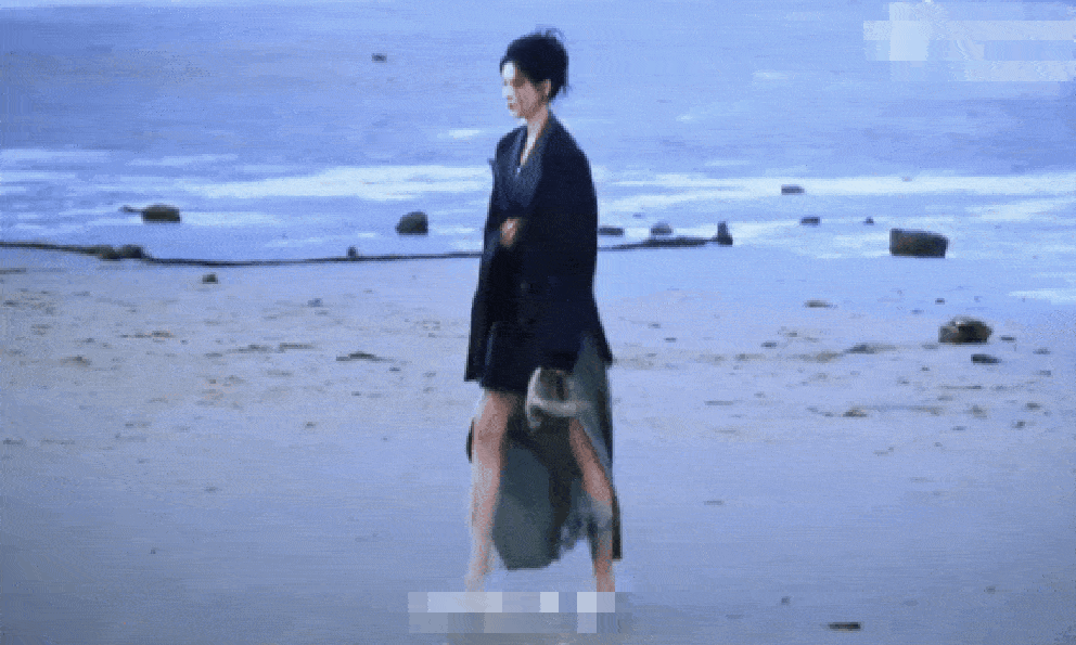 Phim mới chiếu 5 phút đã chiếm top 1 rating cả nước, nữ chính chỉ nở nụ cười cũng đẹp tựa mỹ cảnh nhân gian