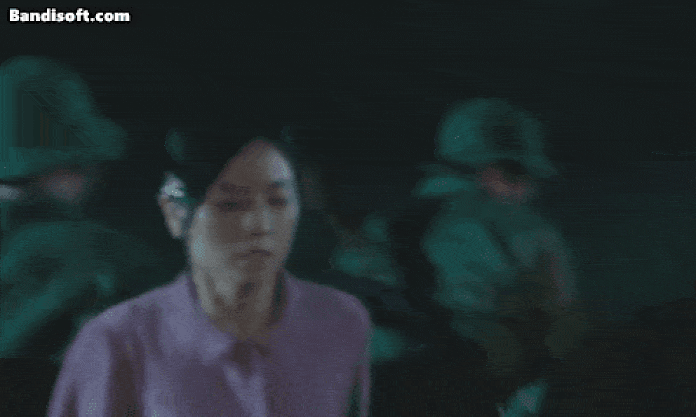 Bí mật sau cảnh nóng nhất Mưa Đỏ: Nam nữ chính không dám nhìn mặt nhau, đạo diễn tiết lộ 1 câu sốc óc