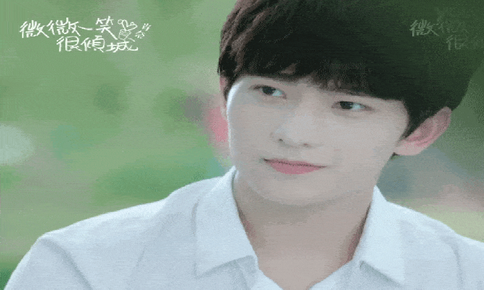 10 nam thần học đường đẹp nhất Trung Quốc: Dương Dương xếp sau Ngô Diệc Phàm, hạng 1 đừng ngắm kẻo không dứt ra nổi