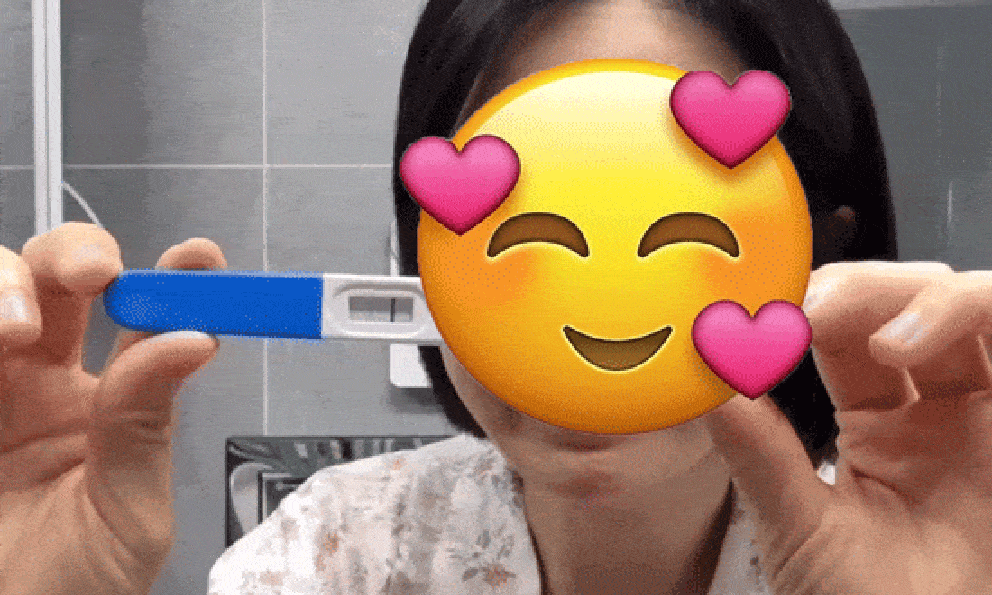 1 mỹ nhân phát hiện mang song thai sau khi cắt bỏ cổ tử cung vì mắc ung thư