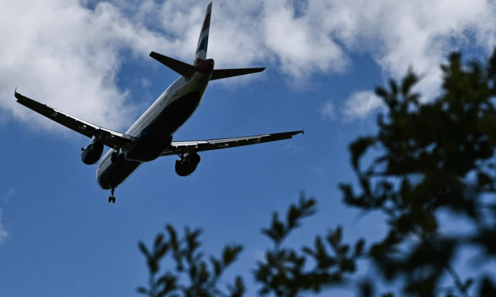 Giữa lúc cả thế giới thiếu xăng, dầu, Trung Quốc đã 'biến' CO2 thành nhiên liệu cho máy bay, hiệu suất ổn định suốt 800 giờ