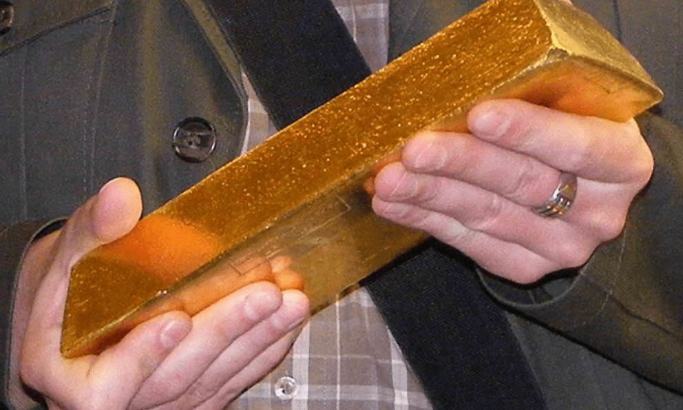 Phát hiện số vàng trị giá gần 2.000 tỷ đồng trong gara ô tô của một căn nhà phố