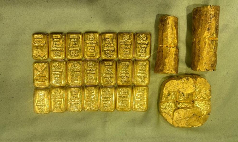 Phát hiện 6,7 kg vàng trị giá hơn 18 tỷ đồng trong phụ tùng ô tô 