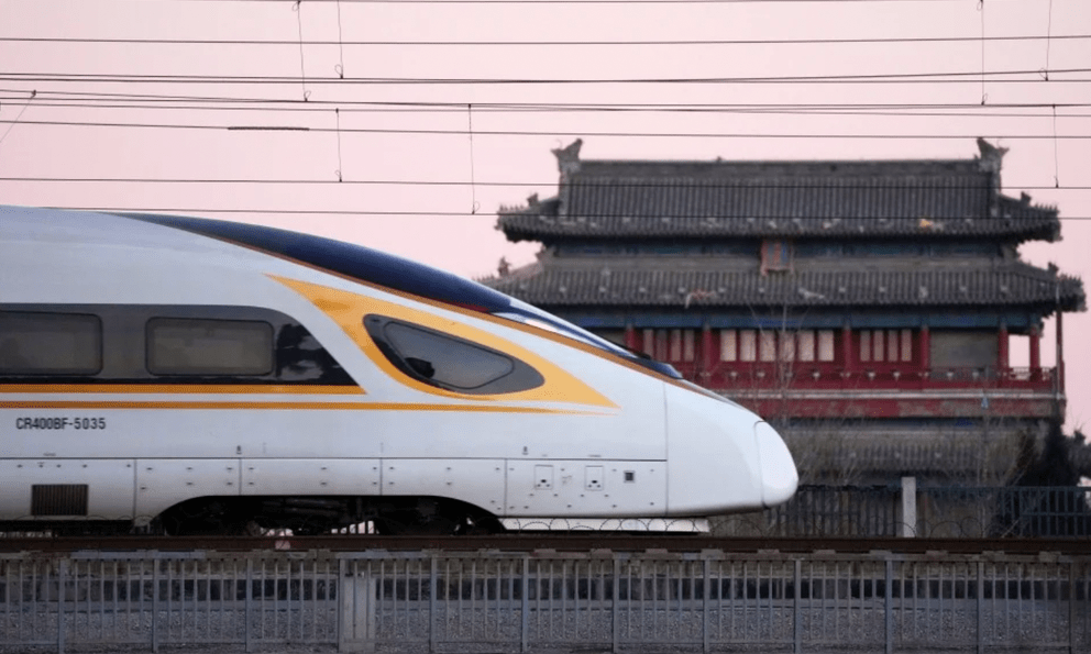 Trung Quốc vừa công bố dự án mới, sở hữu công nghệ mà Mỹ đang thụt lùi, loạt doanh nghiệp xứ cờ hoa sang tận nơi thảo luận về cơ hội hợp tác