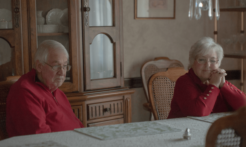 Cụ ông giấu vợ chuyển khoản toàn bộ 127 tỷ đồng tiền tiết kiệm cho 'bạn thân', tài khoản nhanh chóng về 0 đồng, ngân hàng tuyên bố: ‘Tiền là của ông, chúng tôi không có quyền quyết định’