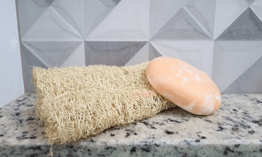 Chưa từng có: Không cần công nghệ tối tân, Trung Quốc dùng xơ mướp 'bọc' bên ngoài, giúp máy bay quân sự biến mất khỏi vệ tinh radar tối tân nhất