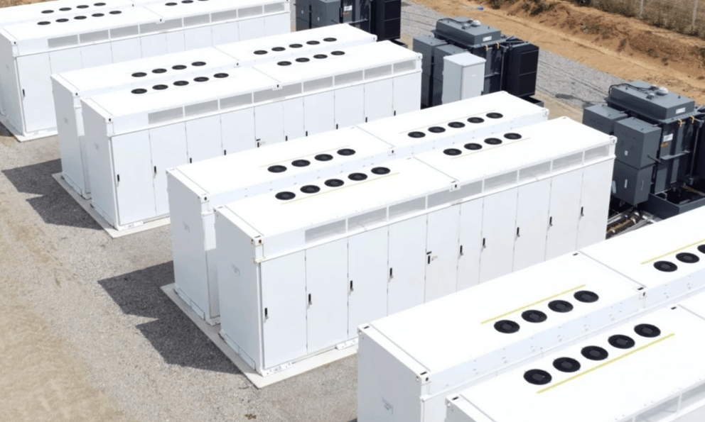 Pin sắt của Trung Quốc thách thức hàng Mỹ: Rẻ hơn 80 lần so với pin lithium, dùng suốt 16 năm không hỏng